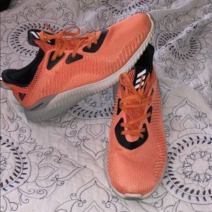 Women’s Adidas AlphaBounce Athletic Shoes